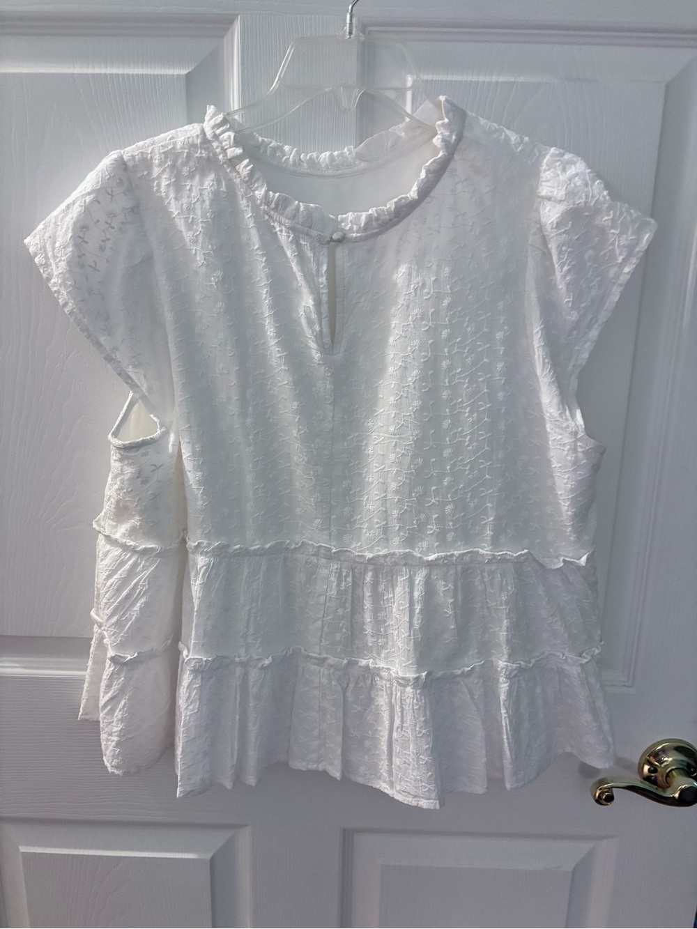 Old Navy Feminine White flouncy and tiered blouse